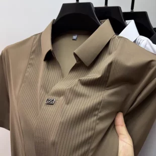 Personality patchwork stripe short sleeve polo shirt fashion brand embossed buttonless V-neck design men summer ice silk T-shirt 2 kf Se4122992213a4894afddee2188483001i
